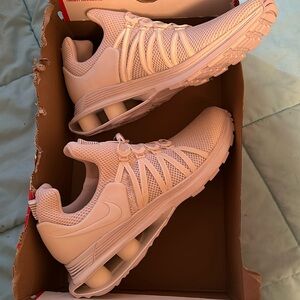 Nike Shox BRand New size 11